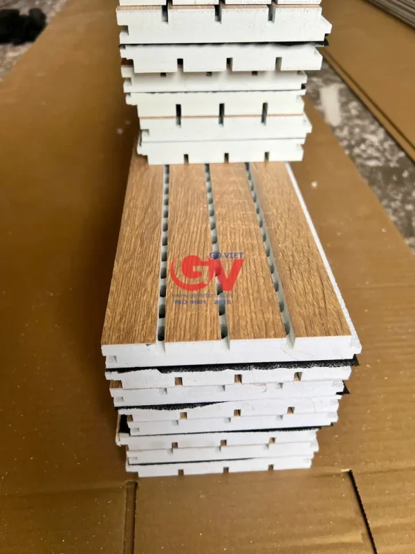Cấu tạo 2 lớp tấm nhựa PVC tiêu âm xẻ rãnh