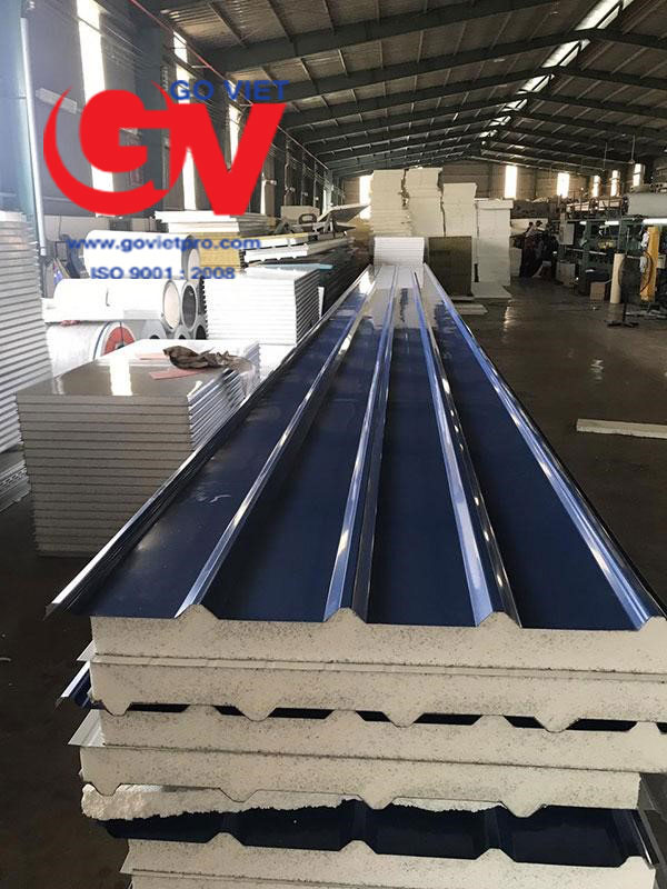 Báo giá tôn chống nóng các loại mới nhất 2022 6 Giá tôn chống nóng EPS được xác định dựa vào nhiều yếu tố