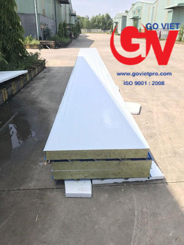 Báo giá tôn chống nóng các loại mới nhất 2022 9 Tôn chống nóng RockWool