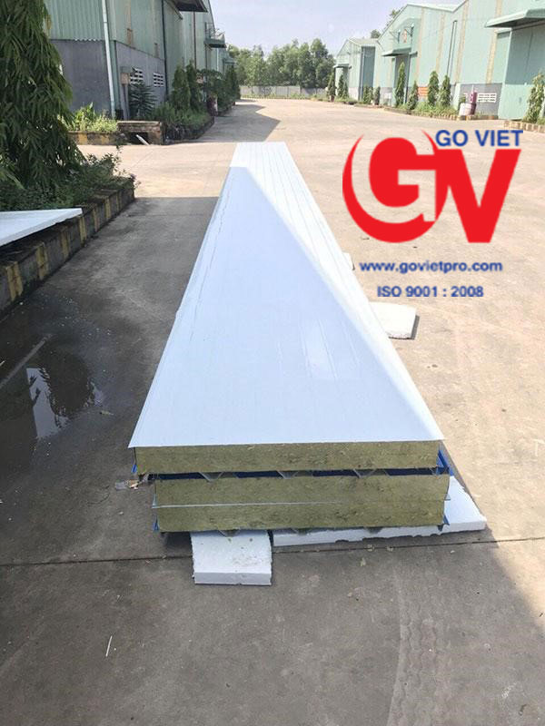 Tôn Rockwool bền bỉ