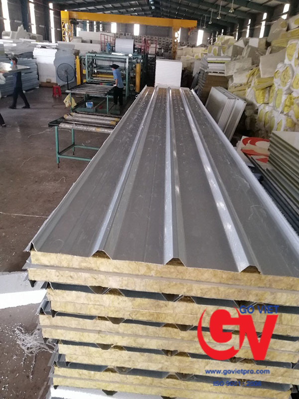 Tôn chống nóng Rockwool