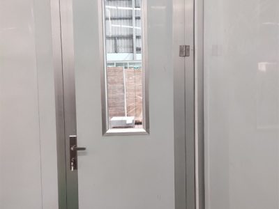 Ứng dụng phụ kiện panel vào làm cửa panel