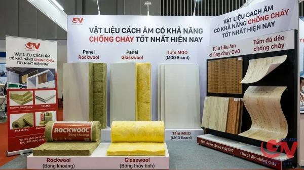 Gian hàng trưng bày các vật liệu cách âm chống cháy tốt nhất hiện nay bao gồm bông khoáng Rockwool, bông thủy tinh Glasswool, tấm MGO, panel và tấm tiêu âm CV0.