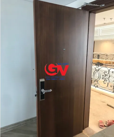 Làm cửa chống cháy - giải pháp an toàn cho các công trình xây dựng hiện đại 2 làm cửa chống cháy