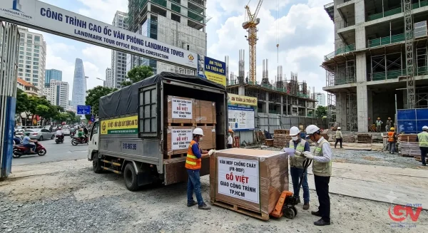 Công ty nào cung cấp ván MDF chống cháy tại TP HCM uy tín, giá tốt? 3 Giao ván MDF chống cháy đến công trình tại TP.HCM