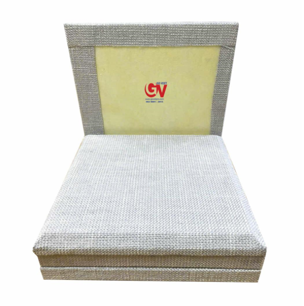 san-xuat-tam-vai-ni-loi-bong-thuy-tinh-tieu-am-chong-chay