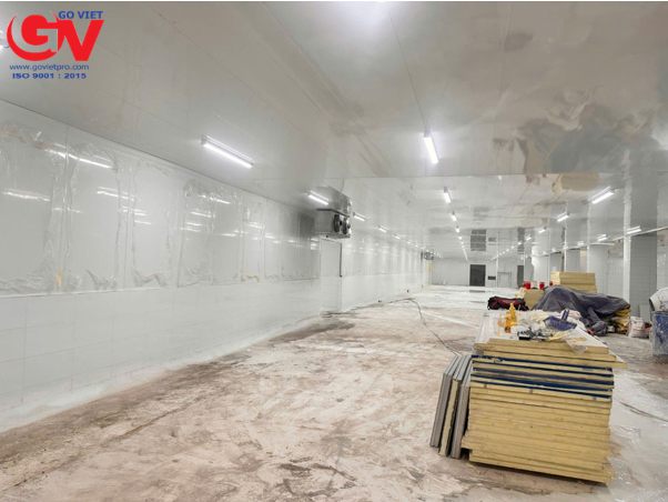 gia-tam-panel-pvc-khang-axit